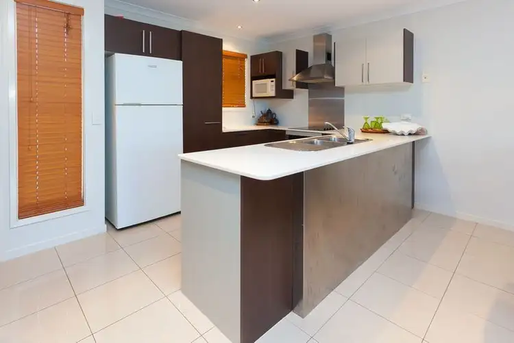 Sixth view of Homely house listing, 7/69 Molloy Road, Cannon Hill QLD 4170