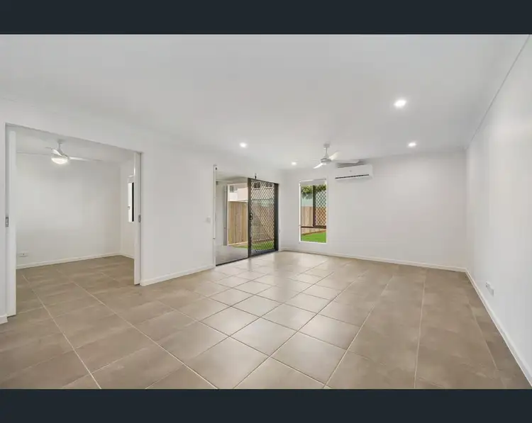 Fourth view of Homely house listing, 27 Huon Place, Hillcrest QLD 4118