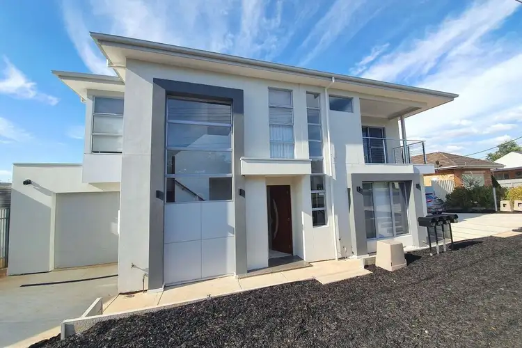 1/7 Spencer Street, Campbelltown SA 5074