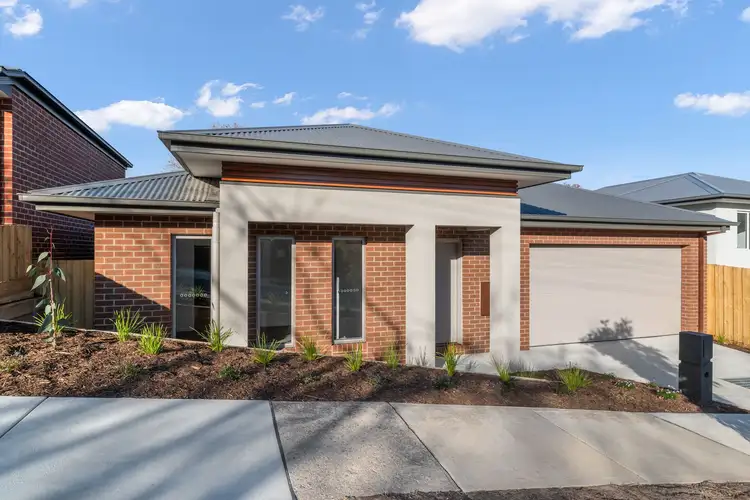 2 Keats Road, Mooroolbark VIC 3138