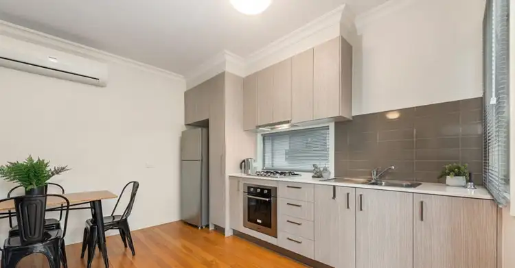 Fifth view of Homely apartment listing, 3/12 Alfrick Road, Croydon VIC 3136