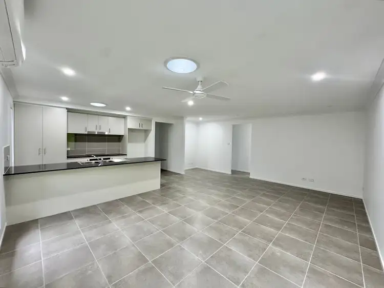 Third view of Homely house listing, 8 Peppermint Road, Morisset NSW 2264