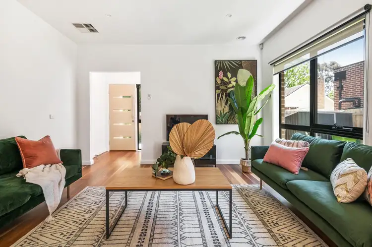Fourth view of Homely townhouse listing, 2/31 Plumer Street, Croydon VIC 3136