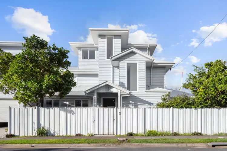 Lot 2/19 Banksia Broadway, Burleigh Heads QLD 4220