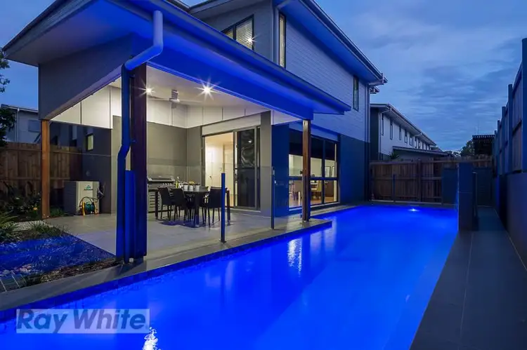 16/10-12 Bainbridge Street, Ormiston QLD 4160