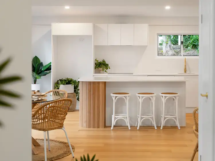 Fifth view of Homely house listing, 4 Nealdon Street, Holland Park QLD 4121