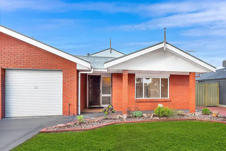 2/10 Wakeling Crescent, Parafield Gardens SA 5107