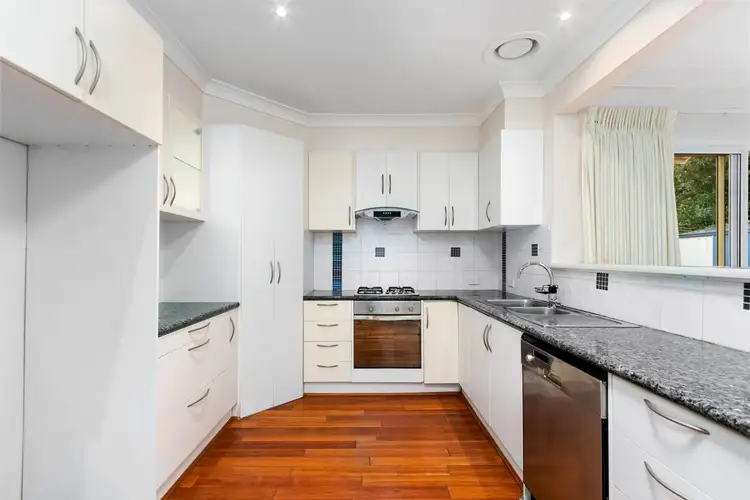 18 Milloo Crescent, Mount Waverley VIC 3149