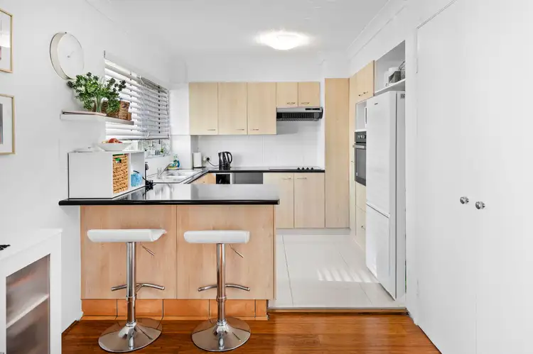 18/42 Beach Parade, Surfers Paradise QLD 4217