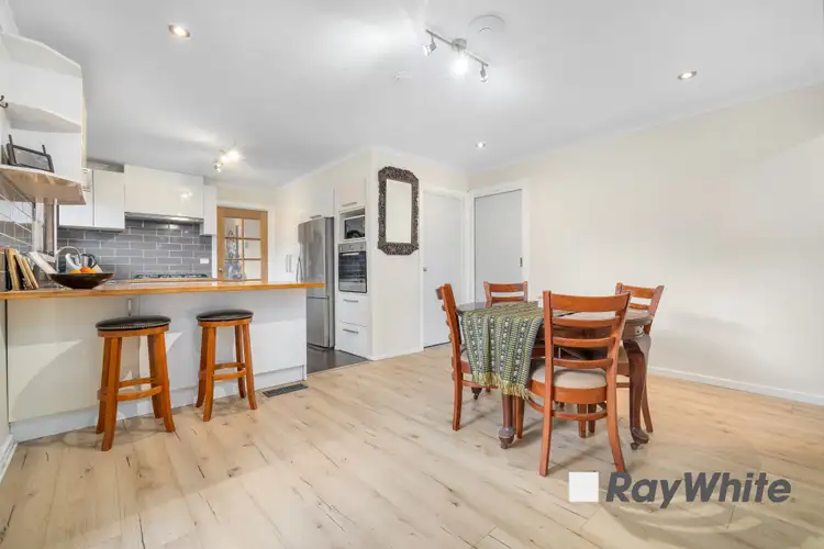 Fifth view of Homely house listing, 16 Rearden Close, Endeavour Hills VIC 3802