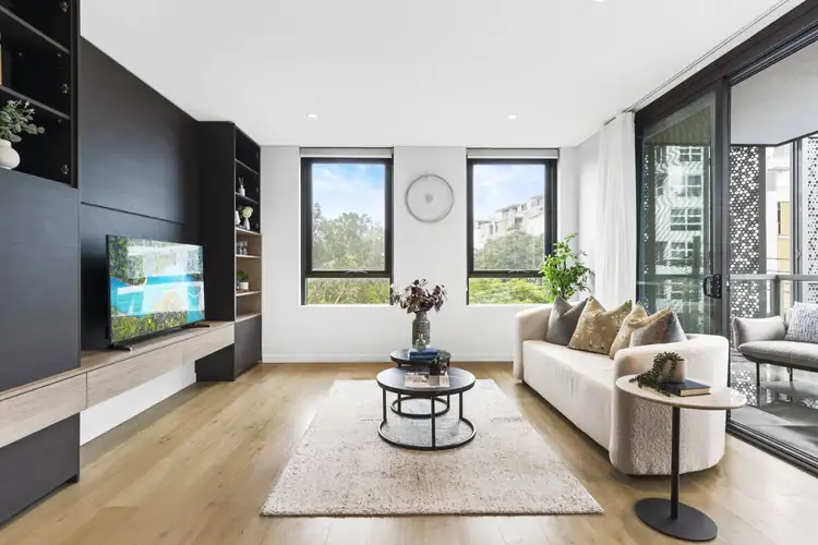 Main view of Homely unit listing, 302/8A Pymble Avenue, Pymble NSW 2073