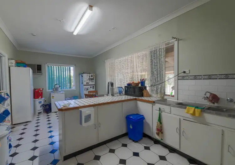 Sixth view of Homely house listing, 28 Forbes Road, Parkes NSW 2870