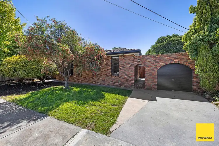 Main view of Homely house listing, 25 Desmond Street, Strathdale VIC 3550