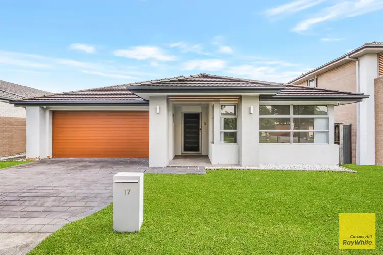 17 Hargrave Avenue, Middleton Grange NSW 2171