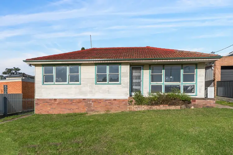 18 Elouera Crescent, Kanahooka NSW 2530