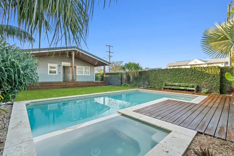 86 Third Avenue, Palm Beach QLD 4221