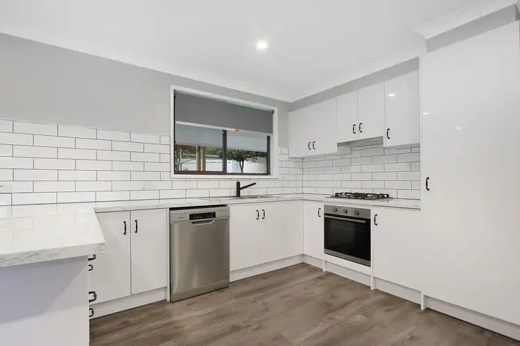 320 Tracy Street, Lavington NSW 2641