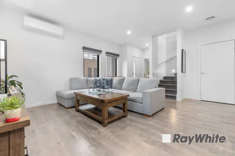 Third view of Homely townhouse listing, 5 Flame Robin Place, Endeavour Hills VIC 3802