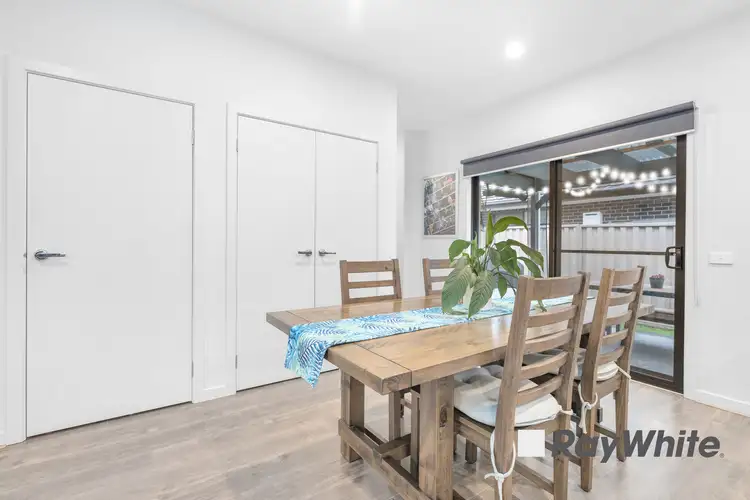 Fourth view of Homely townhouse listing, 5 Flame Robin Place, Endeavour Hills VIC 3802