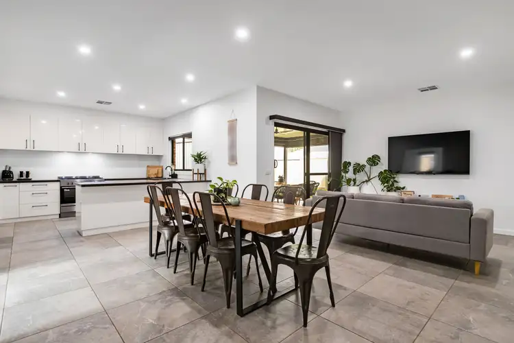 Fourth view of Homely house listing, 5 Joseph Court, Red Cliffs VIC 3496