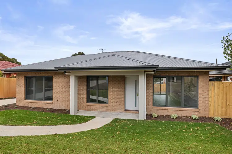 Main view of Homely unit listing, 1/48 Cambridge Road, Kilsyth VIC 3137