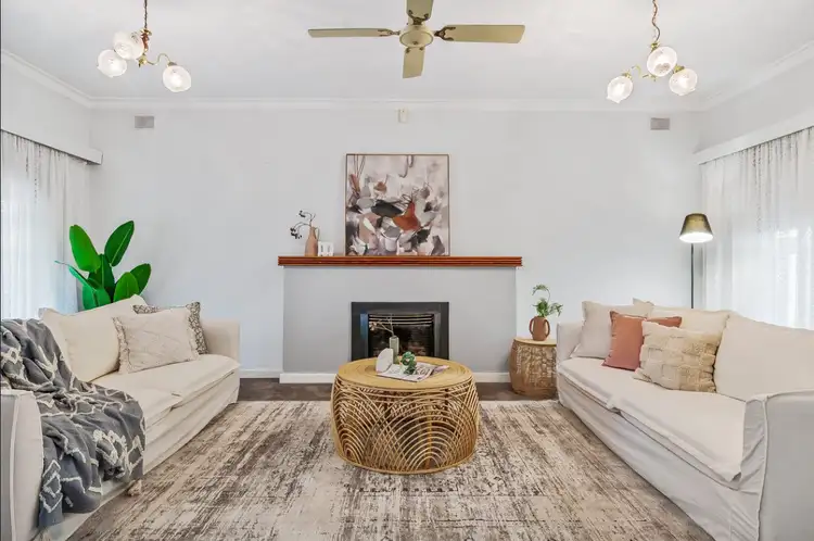 1 Willow Drive, Paradise SA 5075