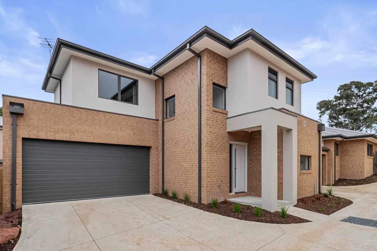 Main view of Homely townhouse listing, 2/48 Cambridge Road, Kilsyth VIC 3137