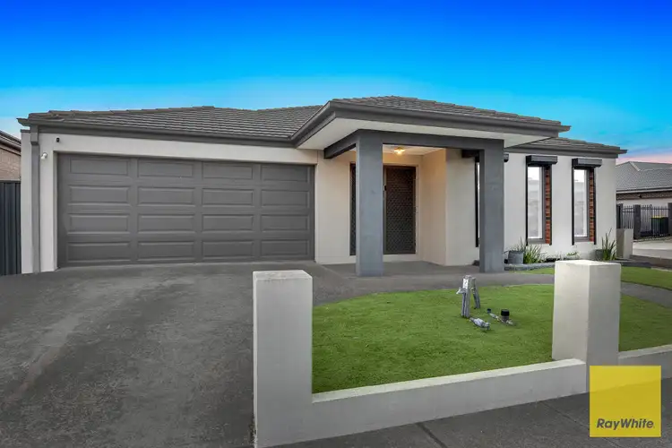 Third view of Homely house listing, 33 Finsbury Crescent, Manor Lakes VIC 3024