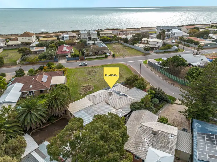 21 Loader Crescent, Port Willunga SA 5173