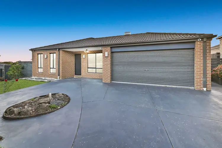 21 Wild Cherry Avenue, Pakenham VIC 3810