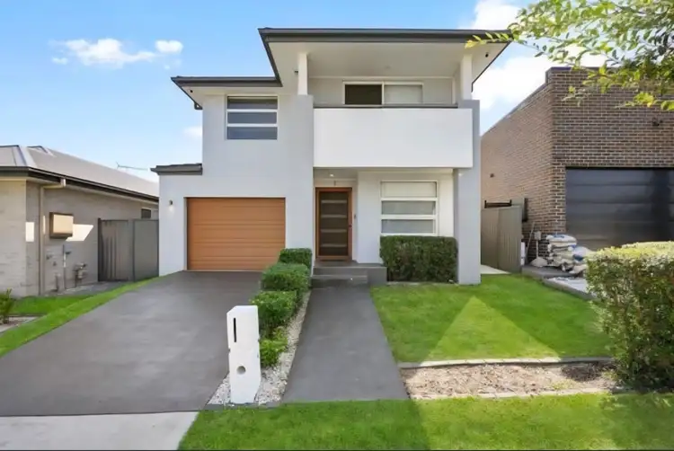 11 Panicum Street, Denham Court NSW 2565