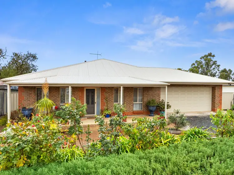 15 Charles Street, Saddleworth SA 5413