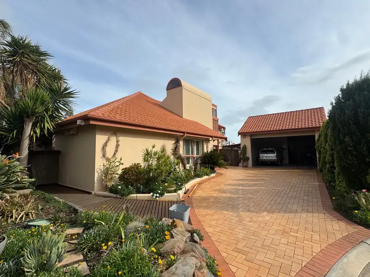 1 Azzurra Court, North Haven SA 5018