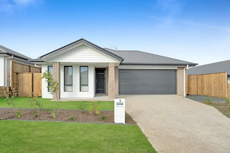 5 Mulberry Circuit, Gleneagle QLD 4285