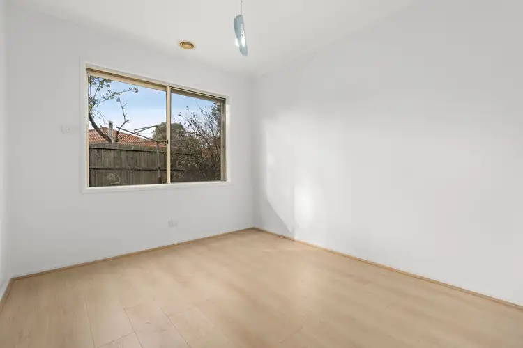 Fifth view of Homely house listing, 11 Harwood Place, Roxburgh Park VIC 3064
