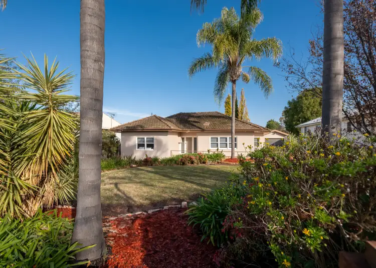 107 Flint Street, Forbes NSW 2871