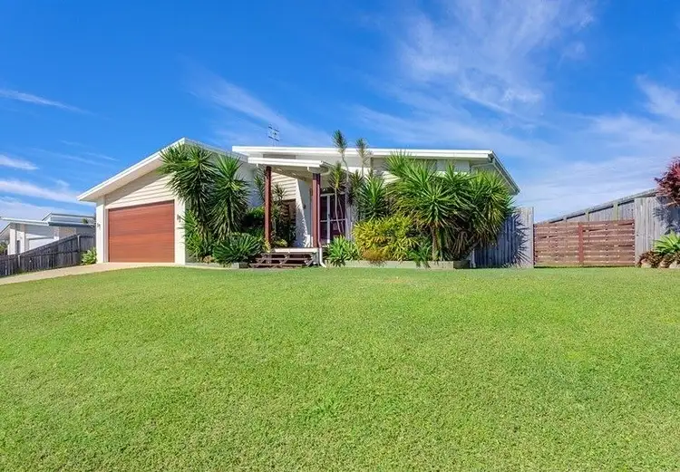16 Lomandra Avenue, Cooloola Cove QLD 4580