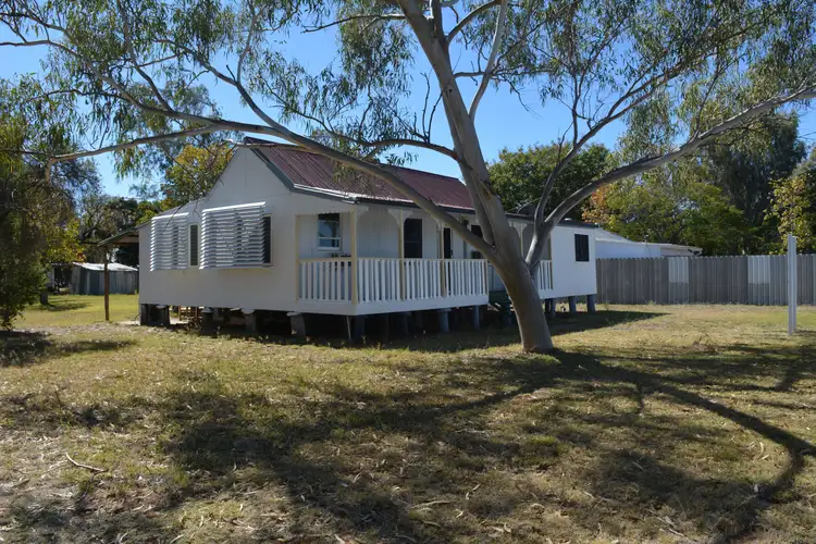 44 Gidyea Street, Barcaldine QLD 4725