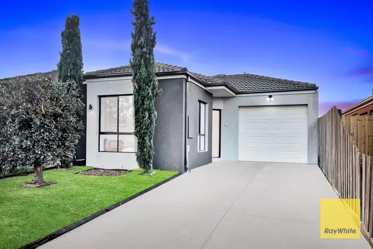 Second view of Homely house listing, 2/18 Vassar Court, Truganina VIC 3029