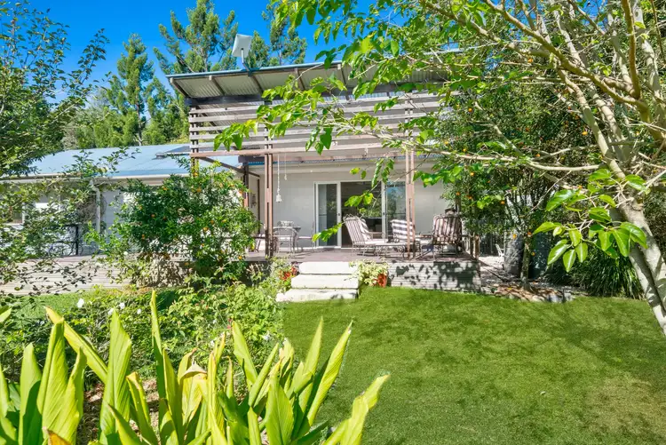 2 Creek Way, Currumbin Valley QLD 4223