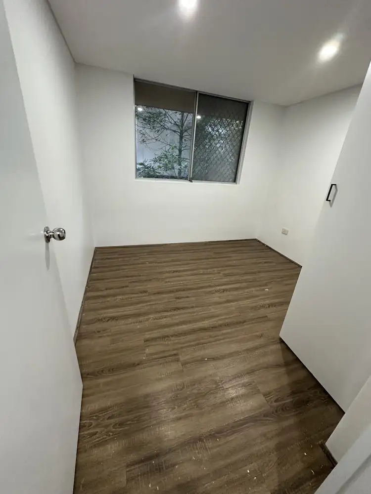 Fifth view of Homely unit listing, 4/23 Campbell Street, Parramatta NSW 2150