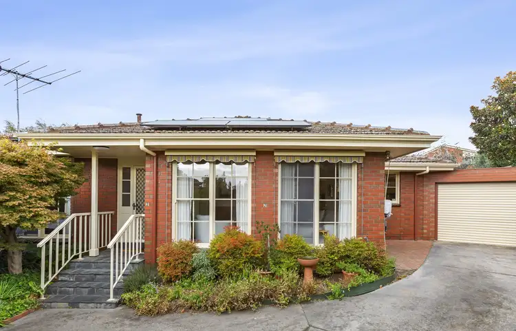 2/10 Barwon Boulevard, Highton VIC 3216