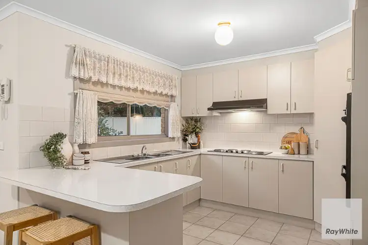 Fourth view of Homely house listing, 5 Proctor Crescent, Keilor Downs VIC 3038