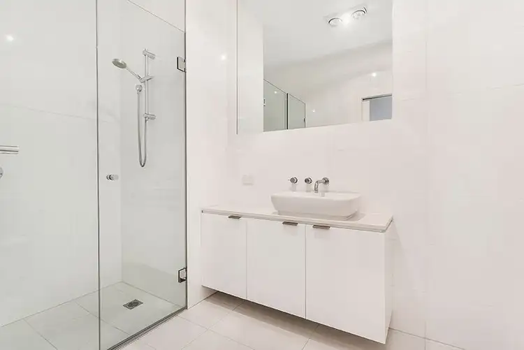 Fifth view of Homely unit listing, 8/21-23 Westgate Street, Pascoe Vale VIC 3044