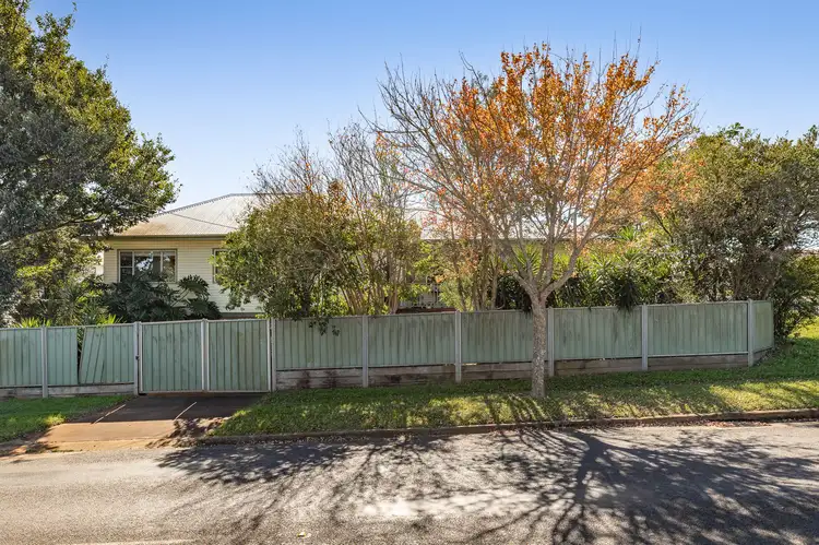 5 Elworthy Street, Harlaxton QLD 4350