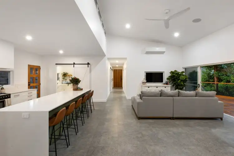 38 Sunray Drive, Bonogin QLD 4213