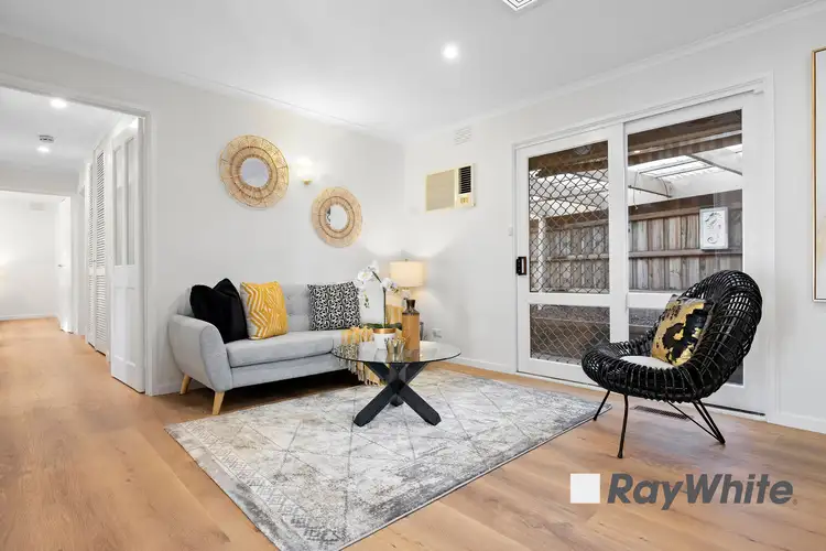 Fifth view of Homely house listing, 2 Rhyl Close, Endeavour Hills VIC 3802