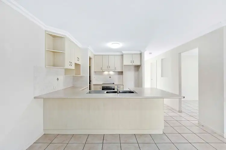 Fifth view of Homely house listing, 4 Glengarry Court, Kawungan QLD 4655