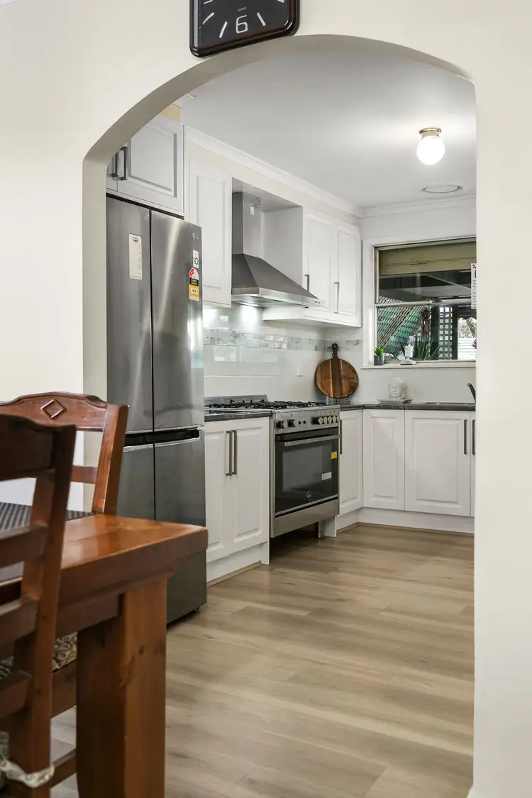 Sixth view of Homely house listing, 10 Mortlake Avenue, Dallas VIC 3047