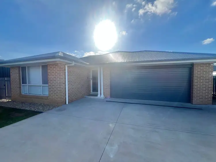 27 Roy Crescent, Thirlmere NSW 2572